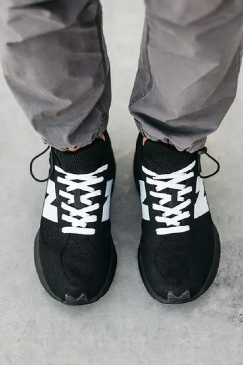 New Balencee WRPD Black White running - Image 2