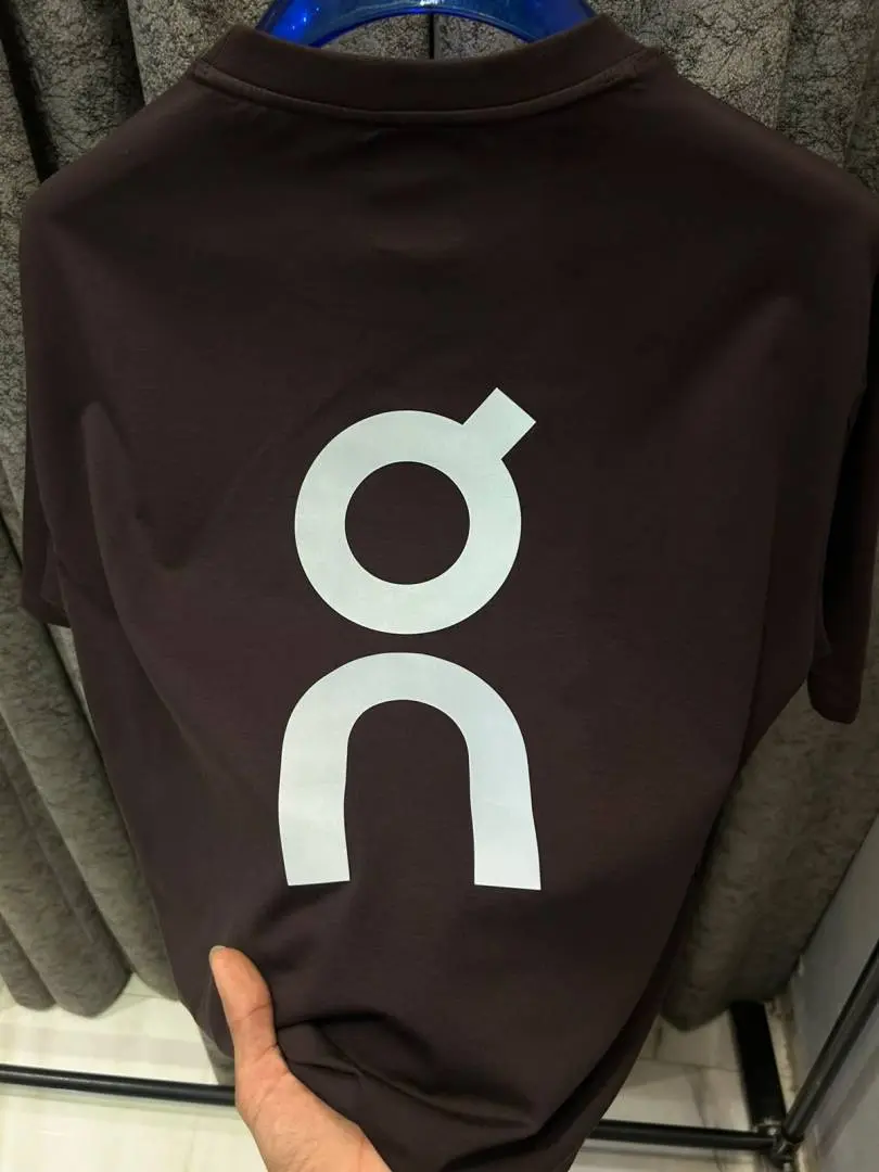 On Cloud IMPORTED STORE ARTICLE T SHIRT - Image 3