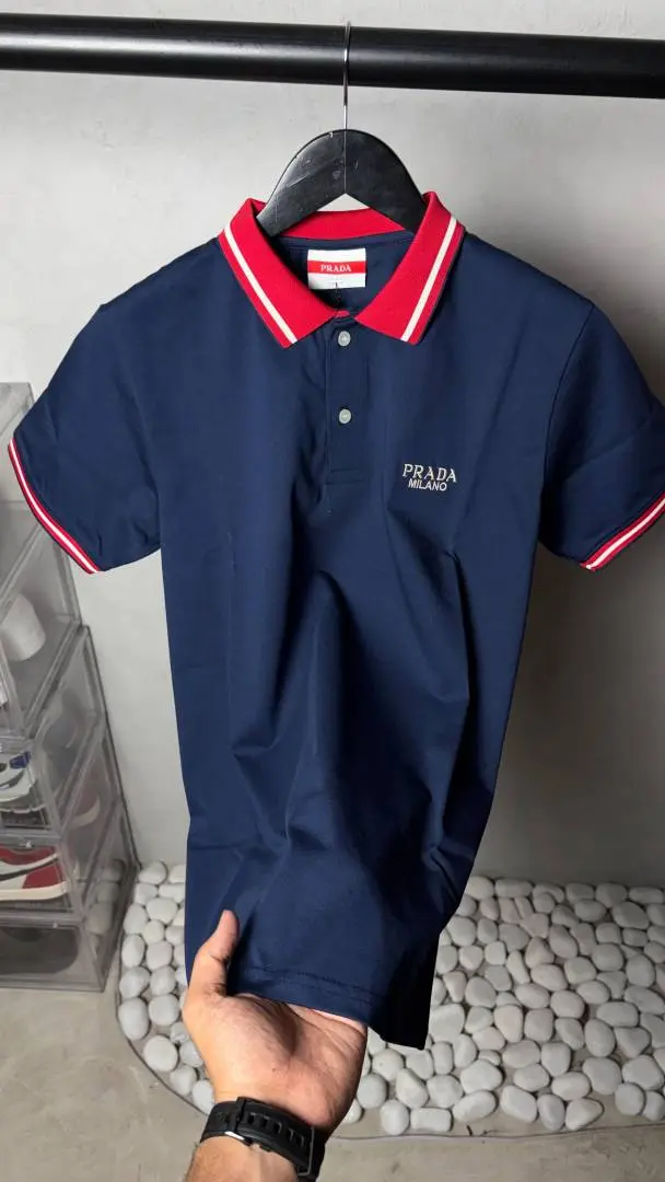 Prada Premium T Shirt with original box packaging 1812