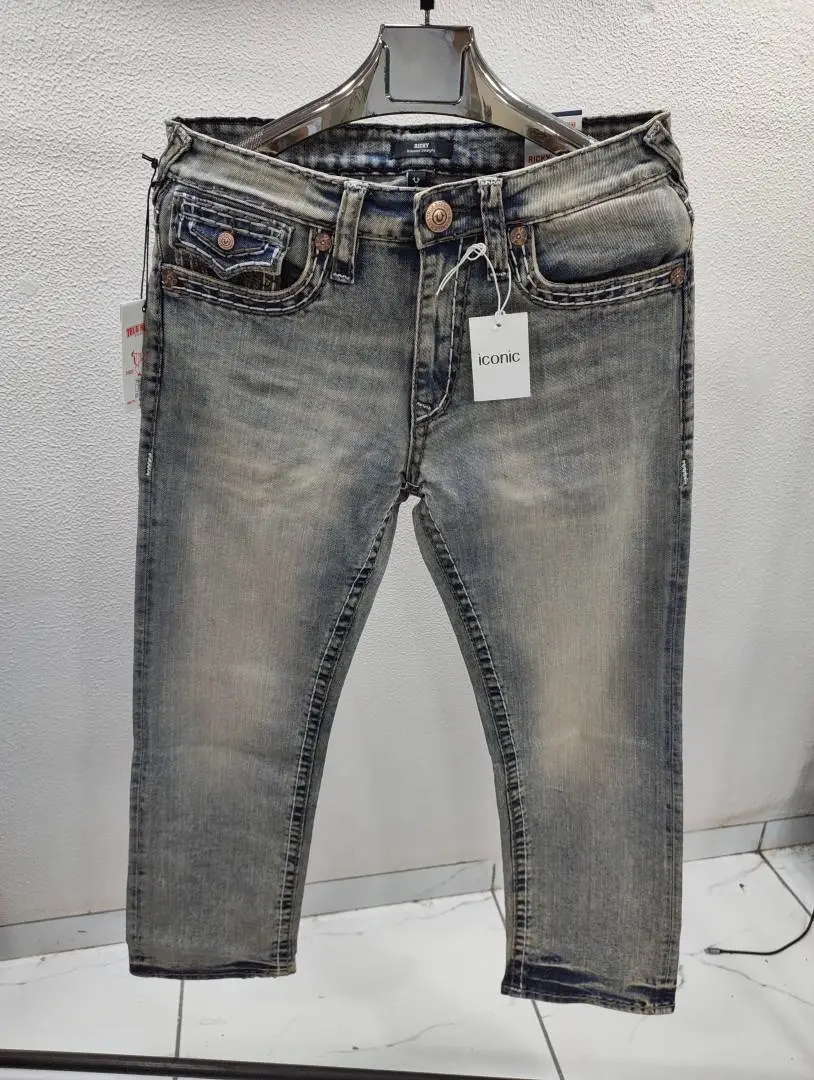 TRUE RELIGION IMPORTED STORE ARTICLE JEANS - Image 4