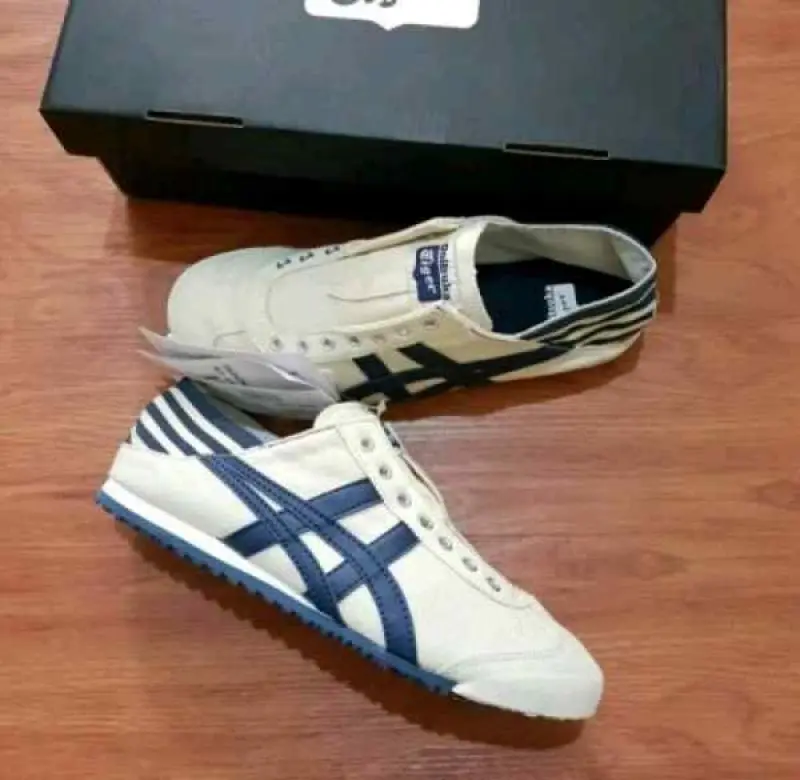 Onitsuka Tiger slip on Paraty cream navy - Image 2