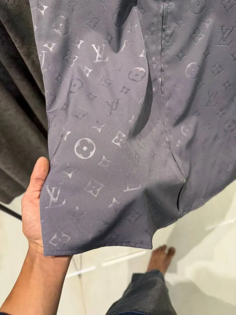 Loui-xs Vuitto-n IMPORTED STORE ARTICLE CHINA SHIRT - Image 2