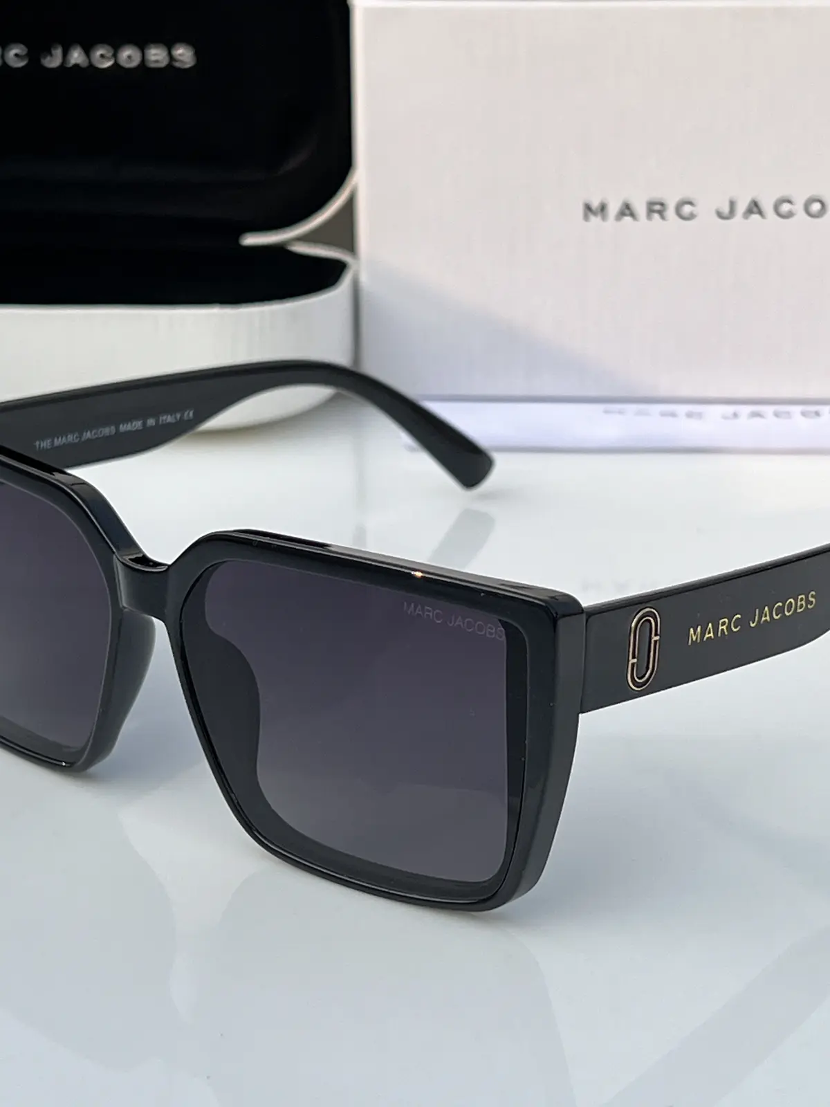 Marc jacobs 80186 black shaded - Image 2