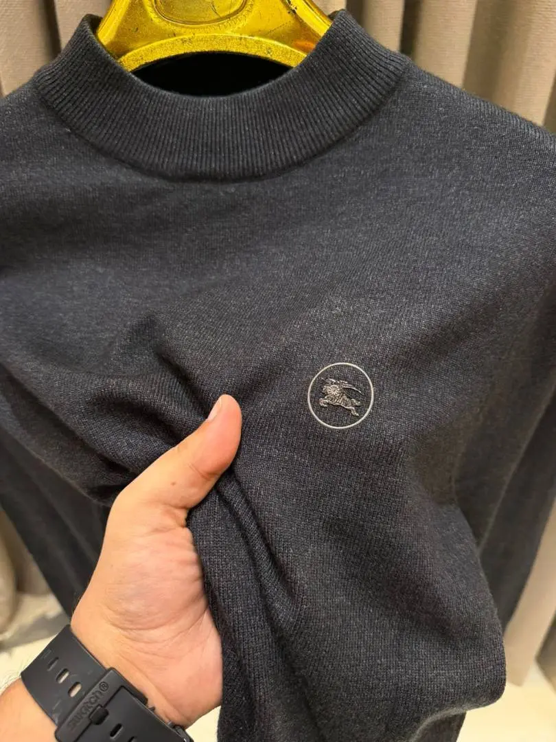 Burberry Chest Logo Sweatshirt Dark Grey - Image 4