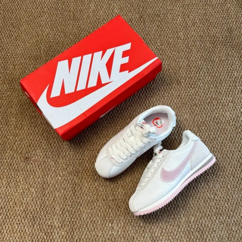 Nike cortez valentine s day - Image 6