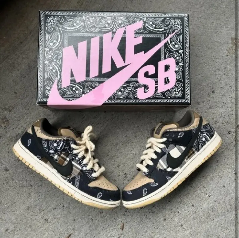 Nike Sb Dunk Low Travis Scott Bandana Semi UA - Image 5