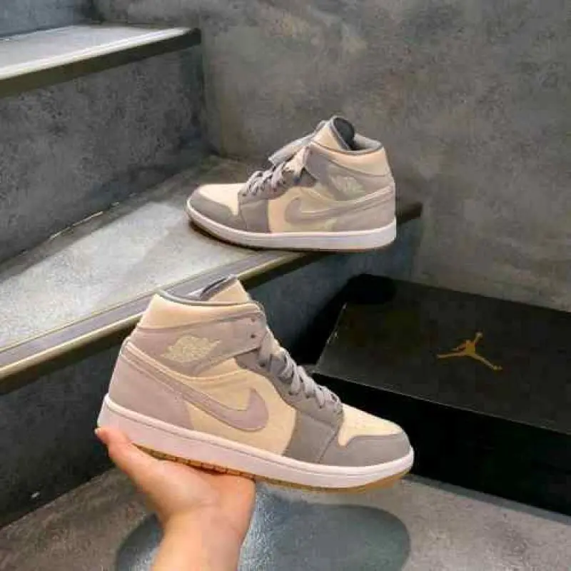 Air Jordan 1 Mid Coconut Milk Particle Grey - Image 4