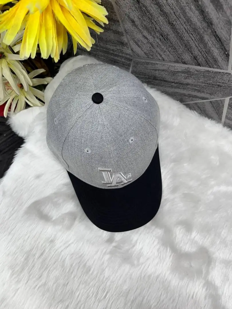 Los Angeles Lakers Dual Tone Grey And Black Premium Unisex Cap With Safety Box - Image 2