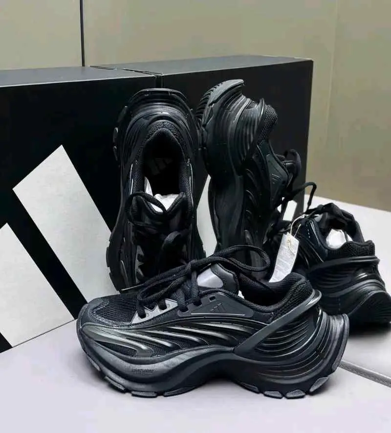 Adidas XLG MTW Black - Image 2