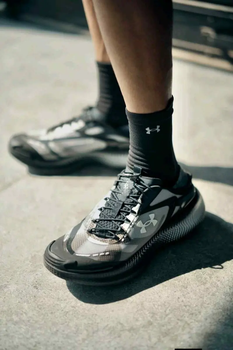 Underr Armour UA Echo SlipSpeed Black White 2606 - Image 4