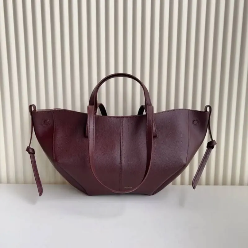 Polenne Cyme Black Cherry Tote Large Size Premium With Dust Cover Packaging - Image 2