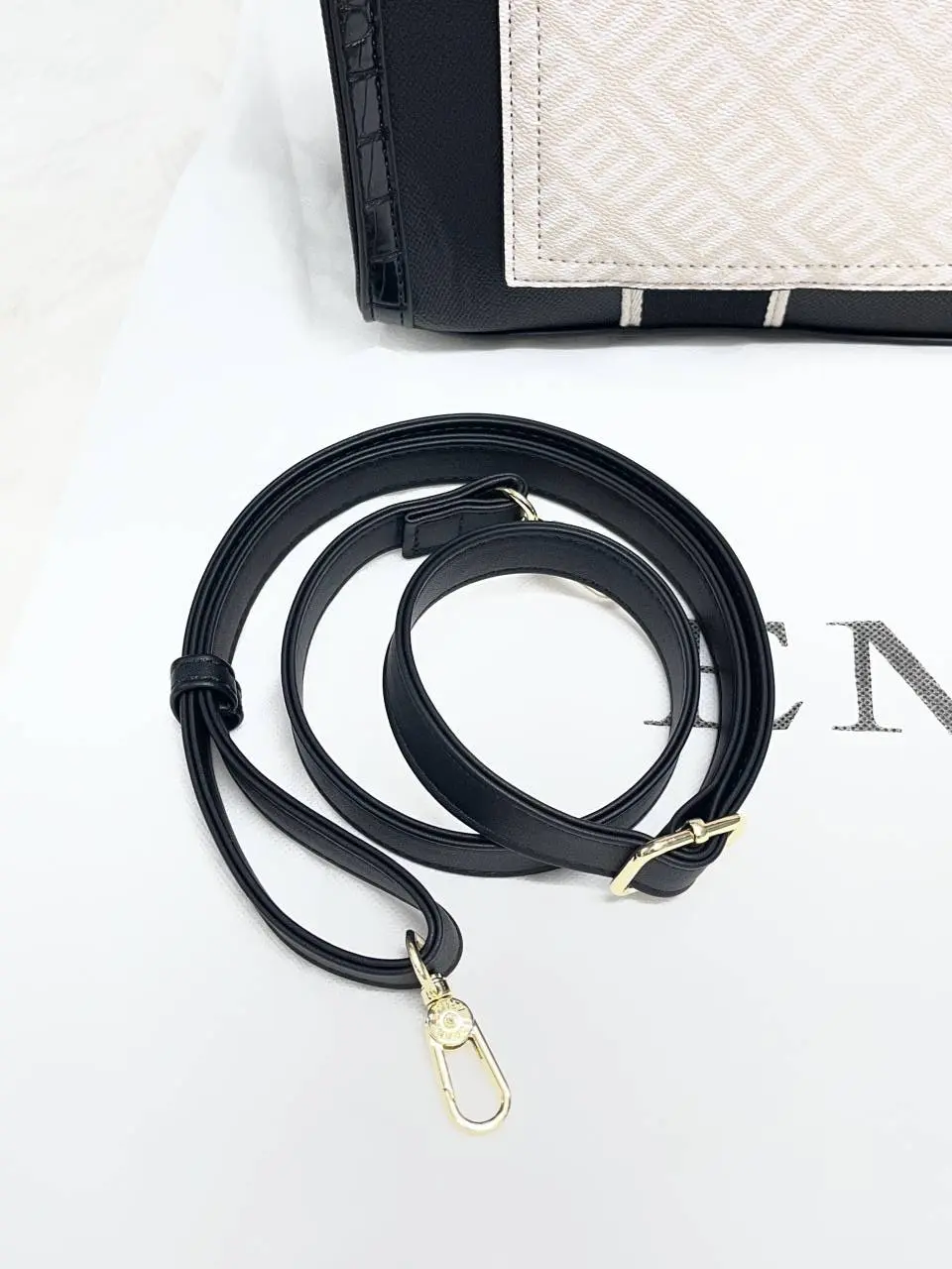Emily Loran Black Large Satchel Bag Highend Leather Handbag With Dust Cover Packaging - Image 4