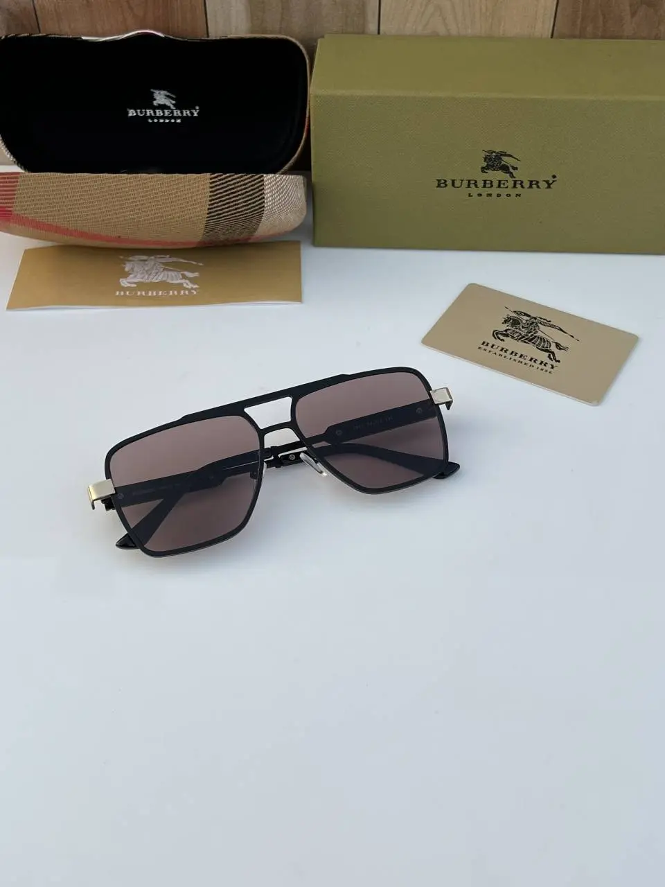 Burberry 7939 black candy - Image 5