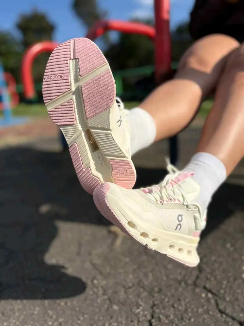On Cloud X Nova White Pink 2669 - Image 3