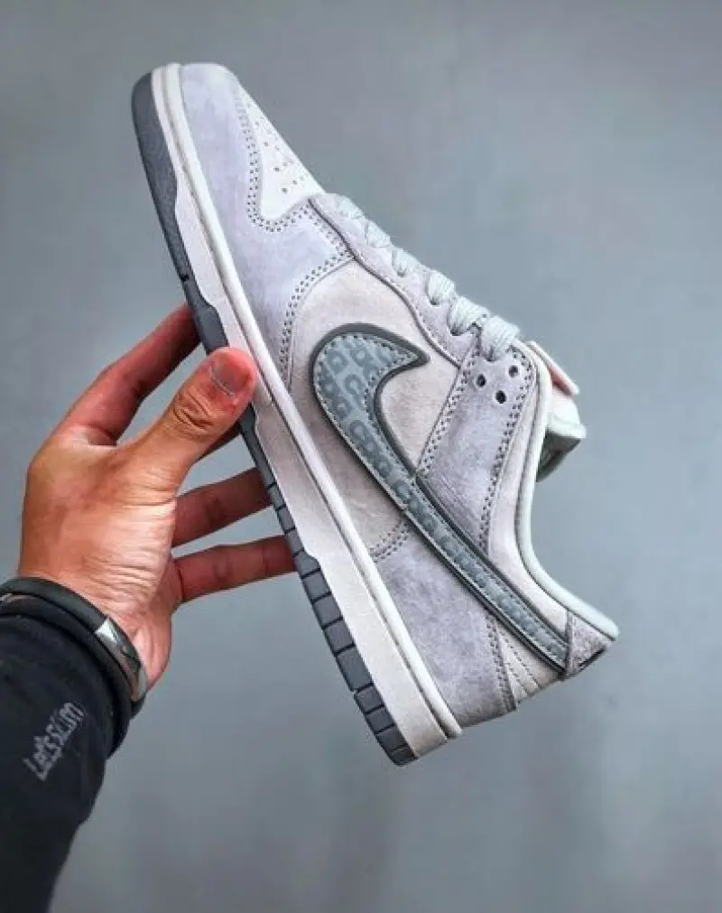 Nike sb dunk low x the north fase - Image 2