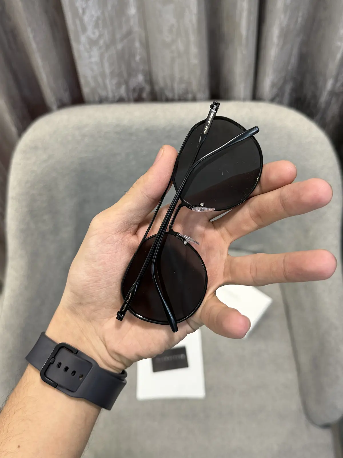 Marc Jacobs Premium sunglass - Image 3