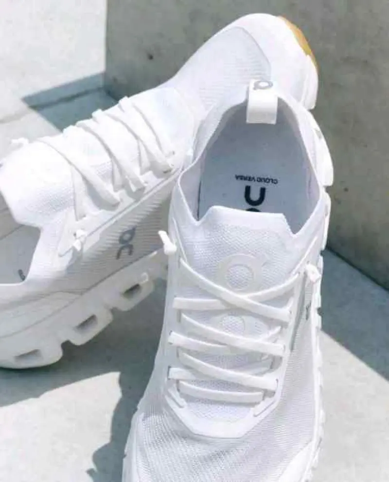 ON CLOUD 5 COAST ALL WHITE - Image 8