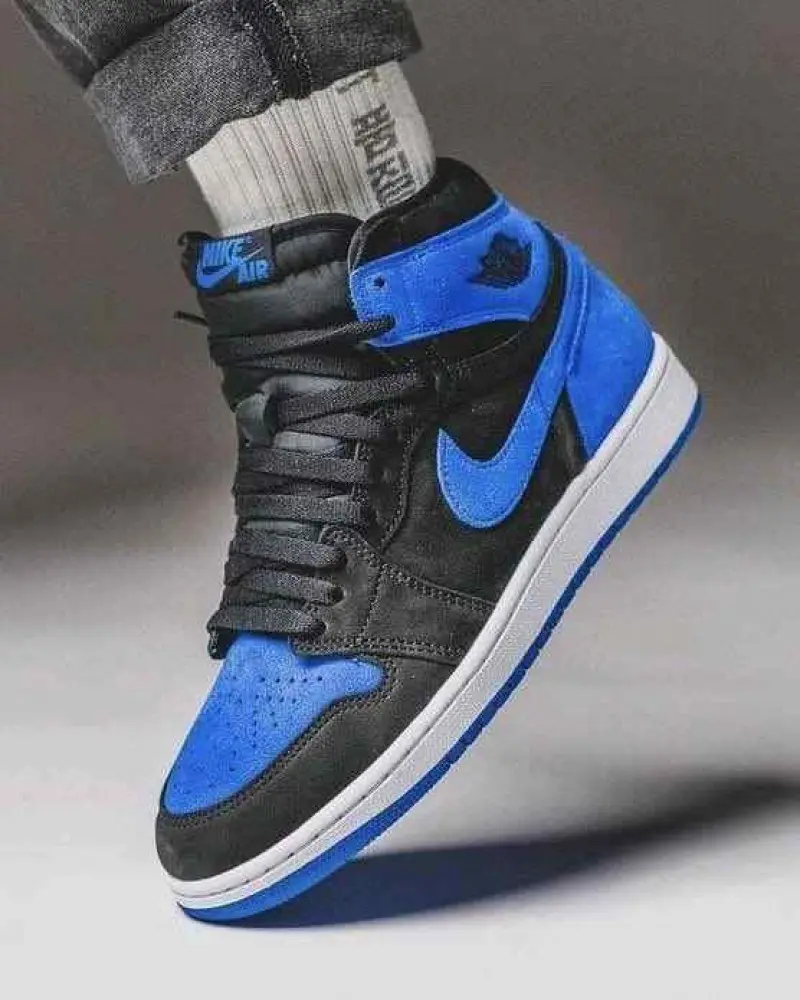 Air Jordan Retro 1 High Royal Reimagined - Image 3