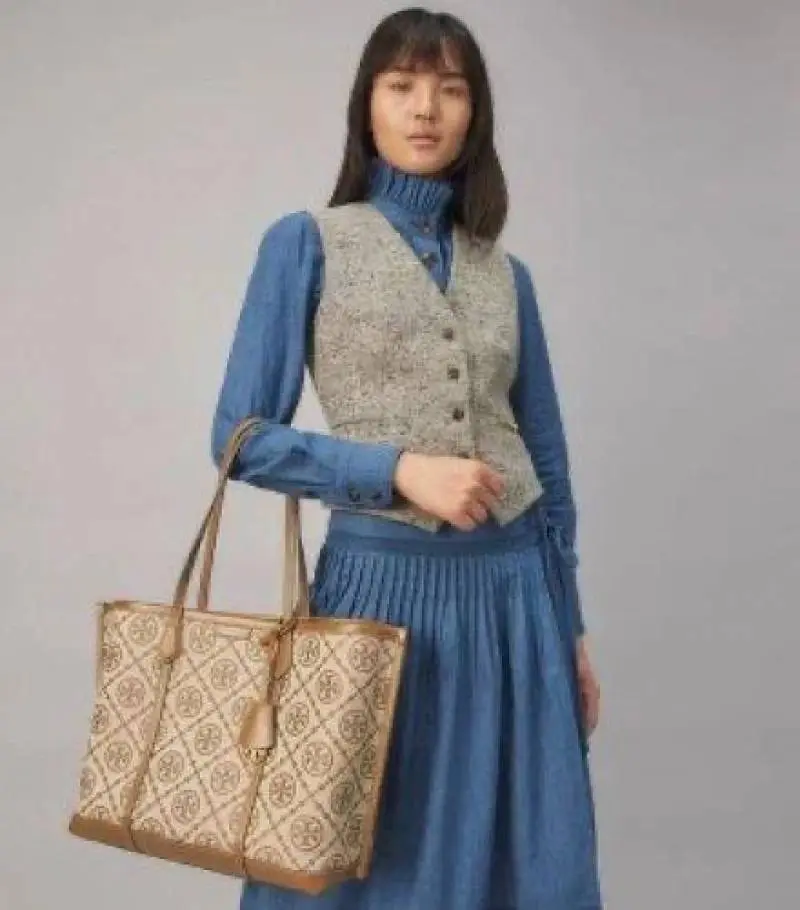 Tori Burch Jacquard Monogram Embriodery Tote With DustCover - Image 3