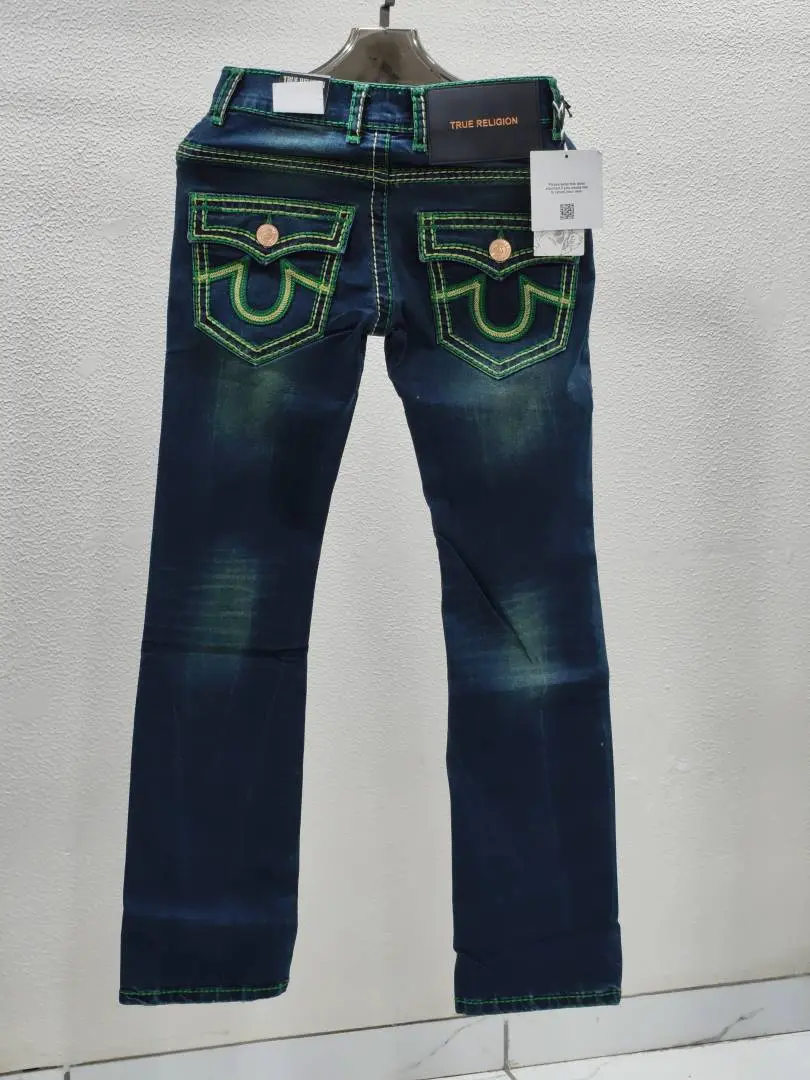 TRUE RELIGION IMPORTED STORE ARTICLE JEANS