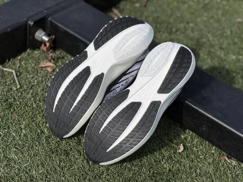 Under Armor Velociti Distance running White - Image 4