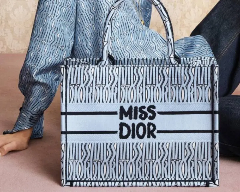 Miss Dioor Graffiti Book Large Tote With OG Box & Dust Bag & Scarf (Blue - 1032) - Image 6
