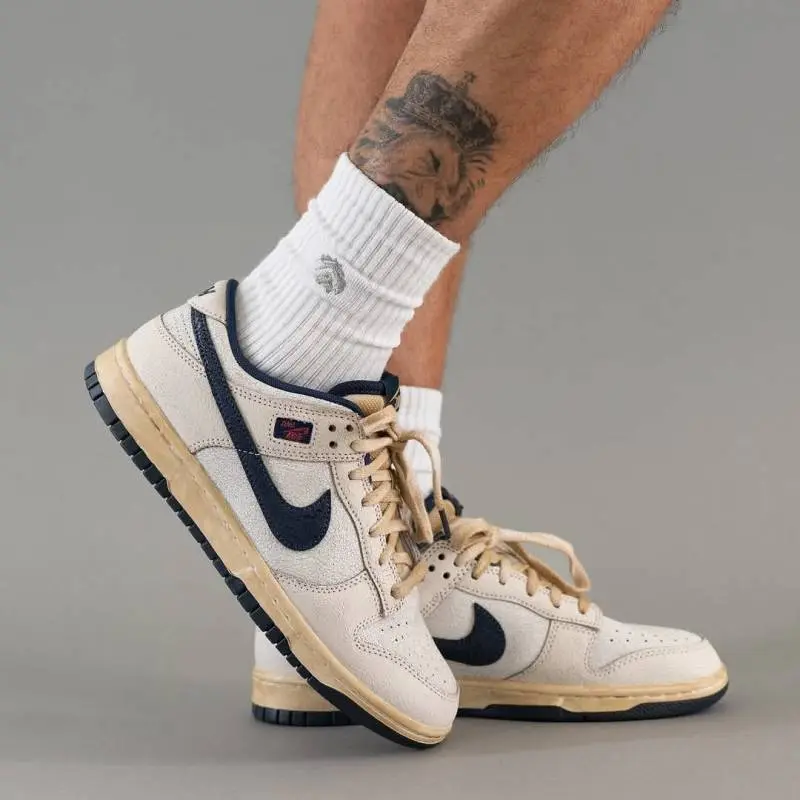The Stranger Things X Nikke SB Dunk - Image 5