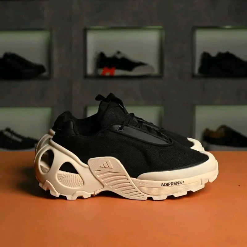 Adidas Wonder Runner cream Black - Image 5