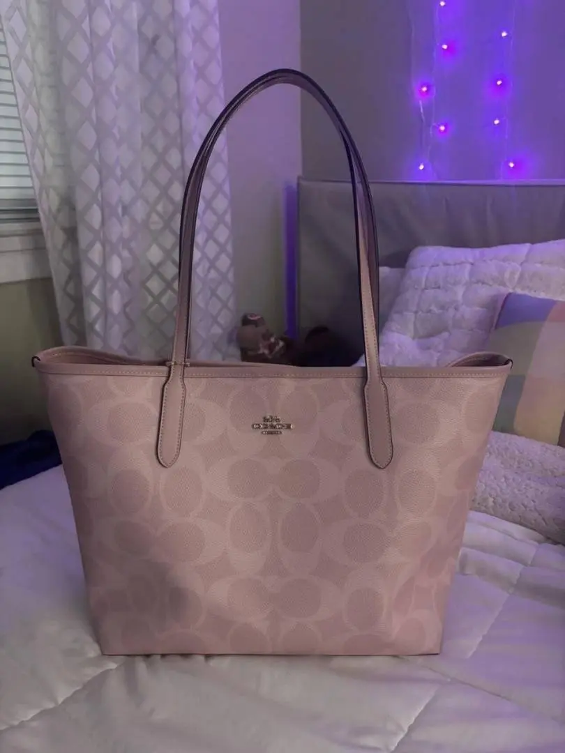 Coach City Tote Pink Edition With OriginalBox - Image 10