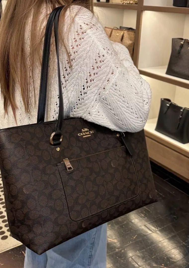 Coach Station Tote Premium Quality With Original DustCover & Tags - Image 2
