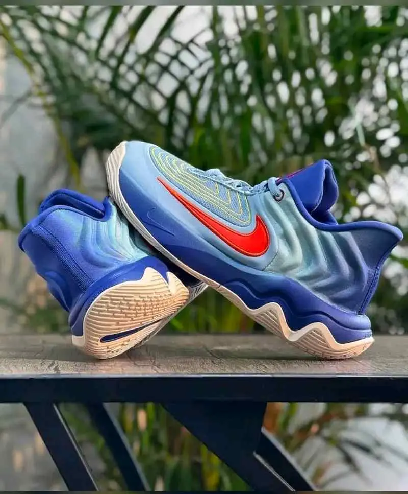 Nike Giannis Immortality 4 JR - Image 2