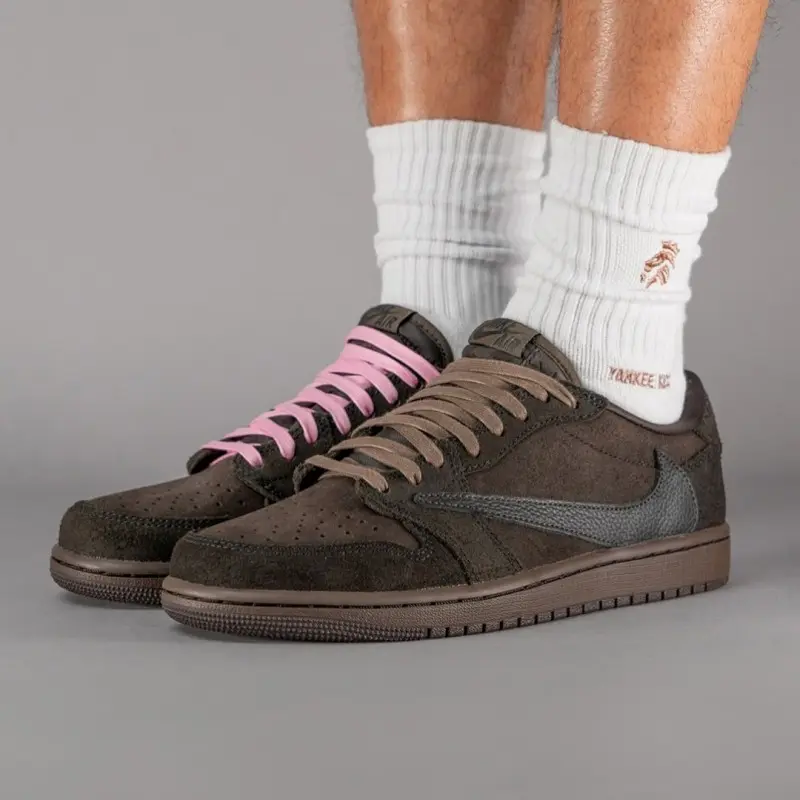 Travis Scott x Air Jordan 1 Retro Low OG SP Velvet Brown 243 - Image 8