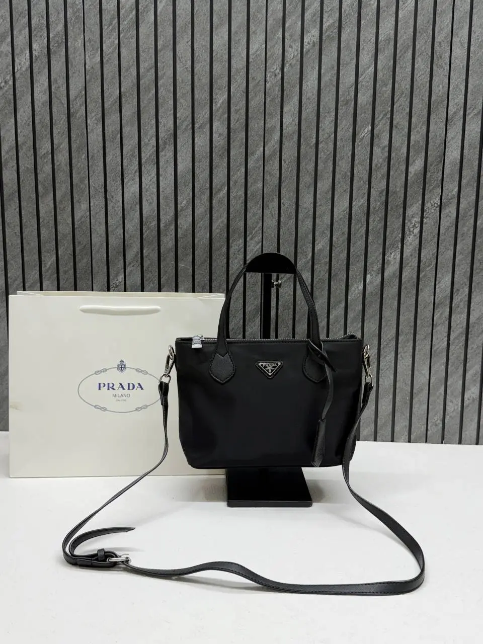 Prada CB Re Edition Nylon Bucket Bag With DustCover & CarryBag - Image 5