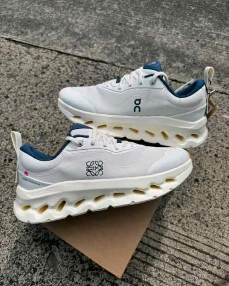 Loewe x On cloudtilt 2 0 White Navy 412 - Image 2