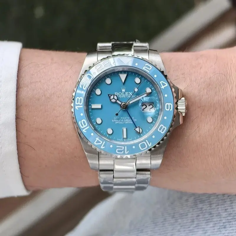 Rolex Oyster perpetual Gmt master Steel-Aqua Blue - Image 2