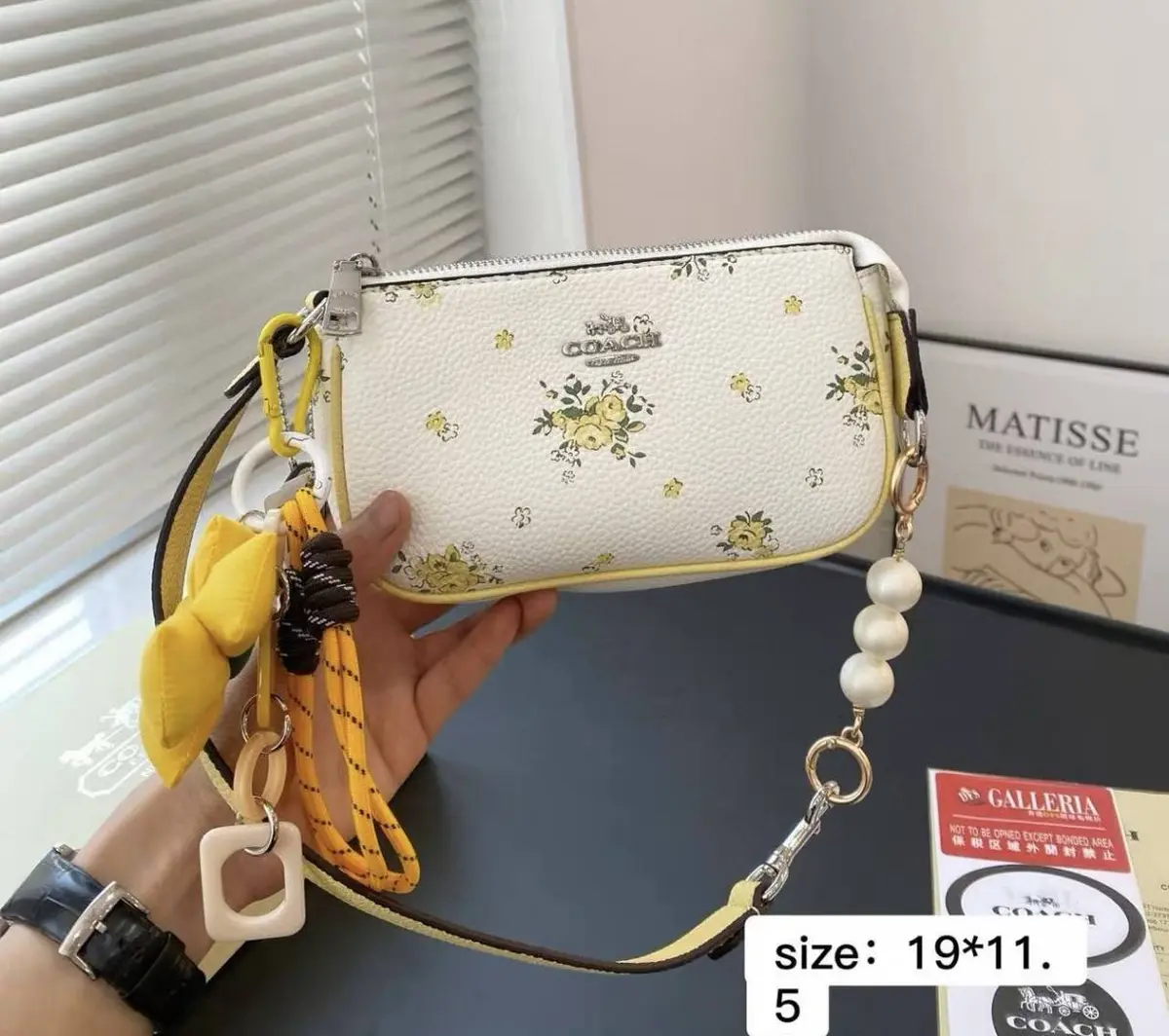 Coach Nolita 19 Highend With OriginalMagnetBox Flowercharm