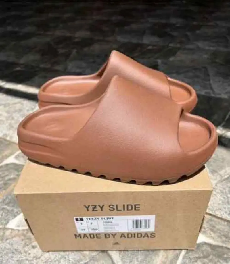 Adidas Yeezy Slide Flax UA - Image 4