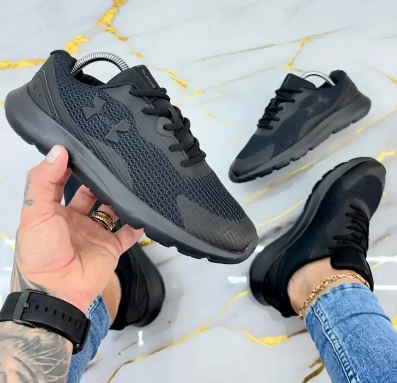 Under Armor Surge Black - Image 3