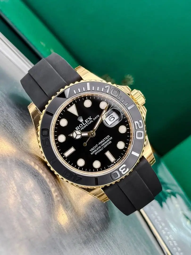 Rolex Oyster Perpetual Yach Master Battery Gold - Image 5