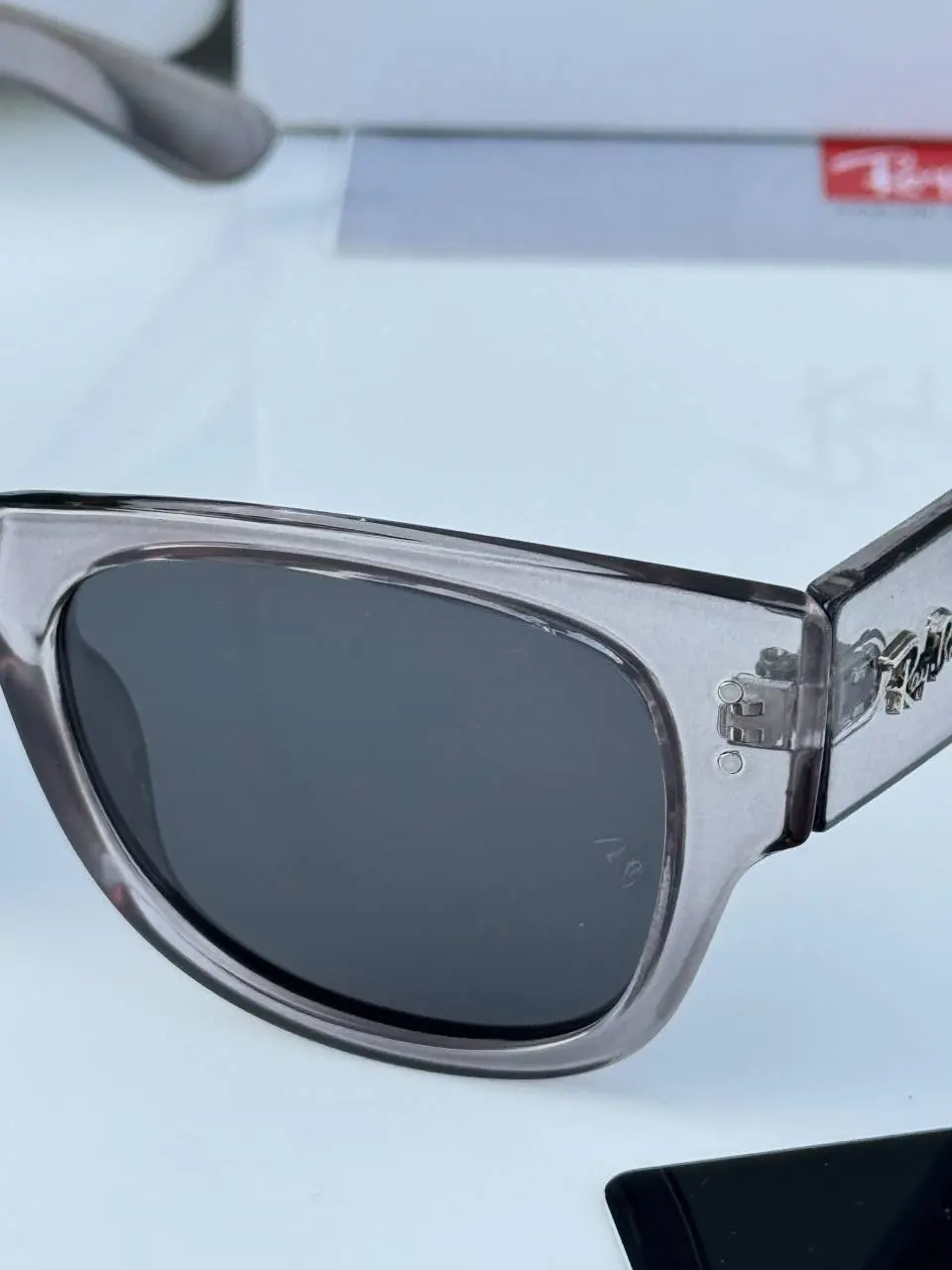 Ray-Ban 0840 grey black - Image 2