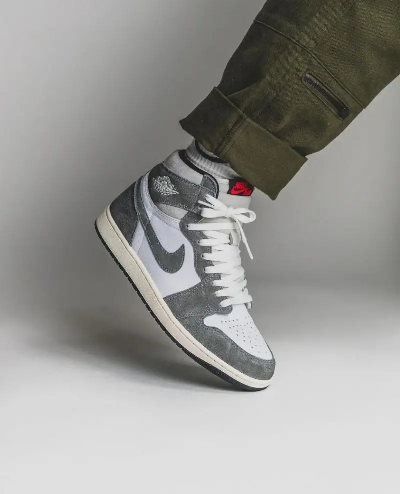 Air Jordan 1 High Washed Black