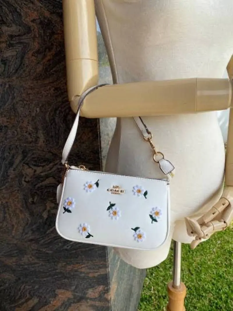 Coach Nolita 18 Daisy White With OriginalBox Dustcover Pearlchain - Image 10
