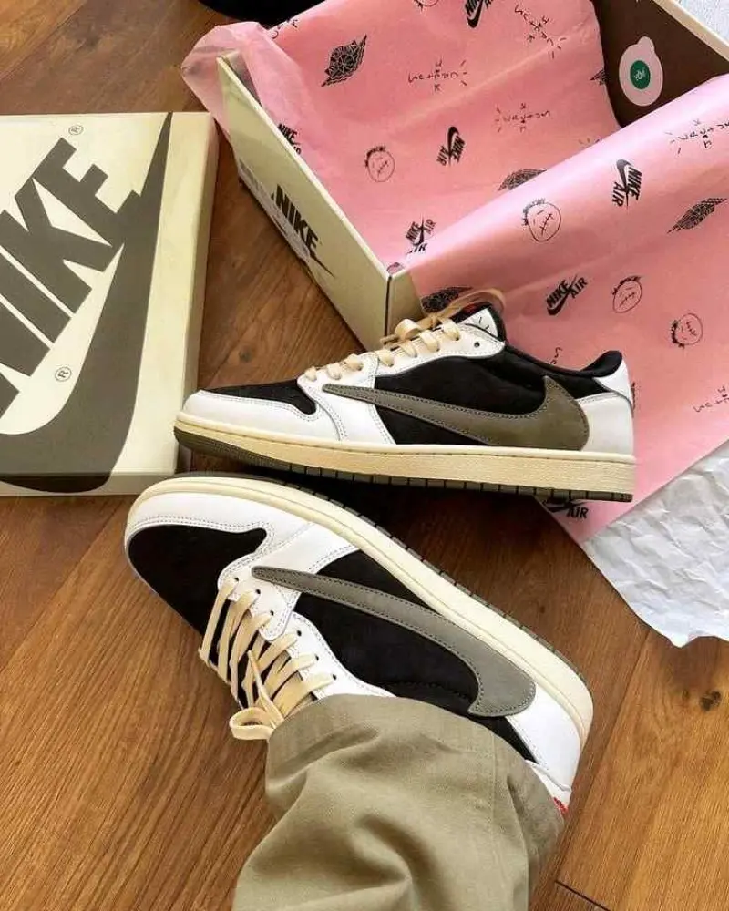 Travis Scott X Air Jordan 1 Low Olive Semi UA Quality