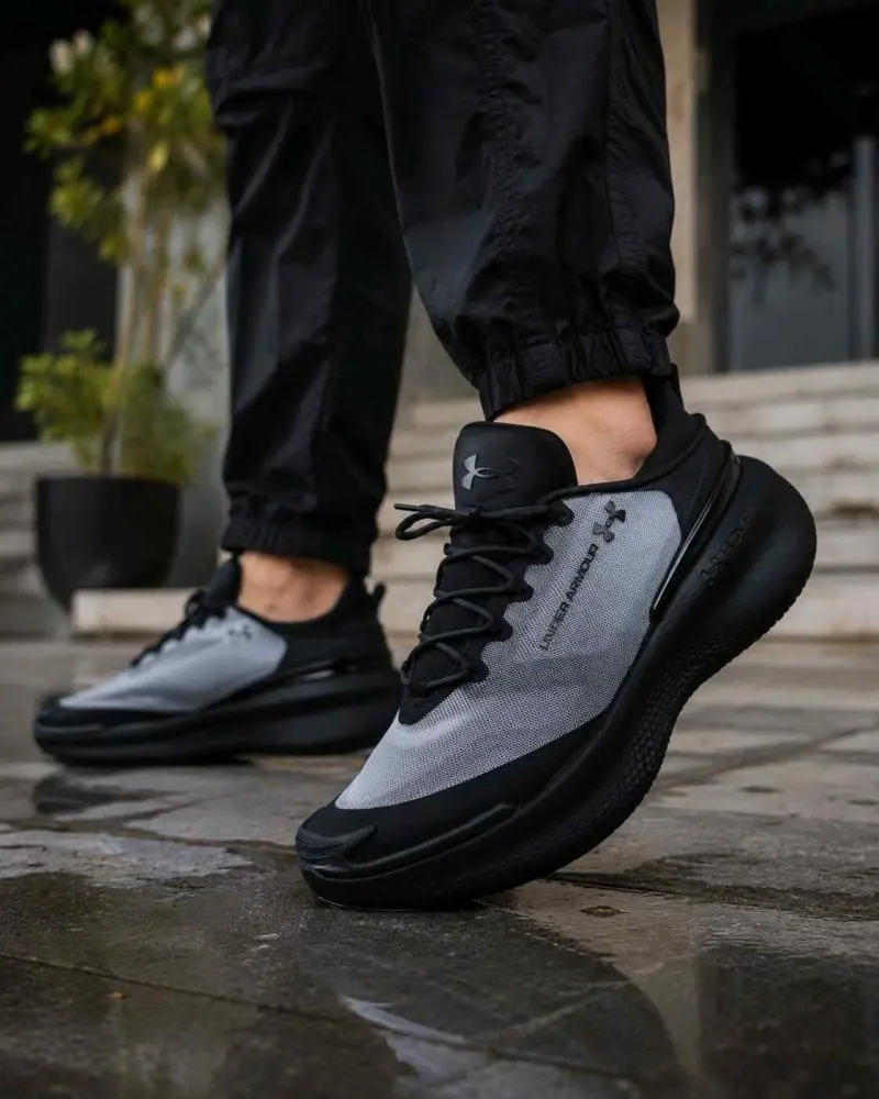 Underr Armourr Nova Slipspeed Black Anthracite 2643