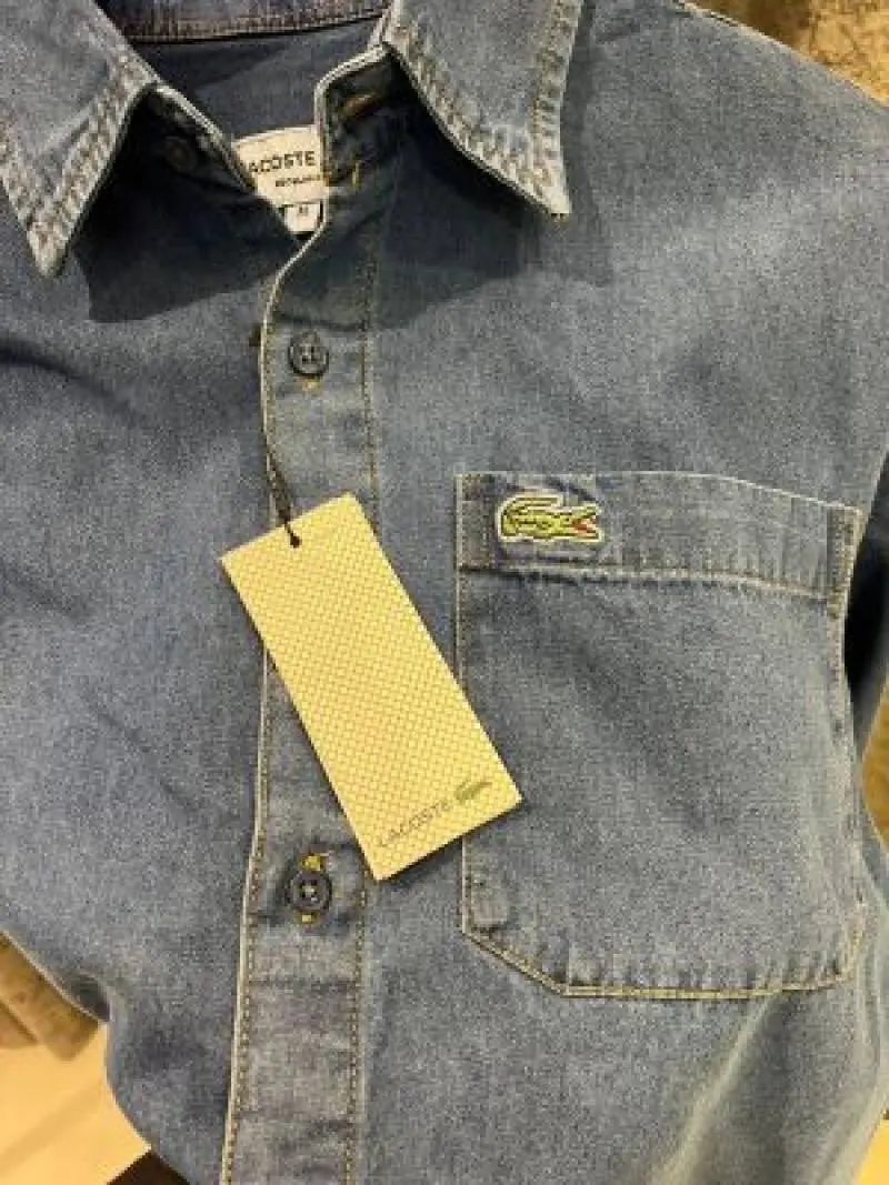 Lacoste IMPORTED STORE ARTICLE DENIM SHIRT - Image 4