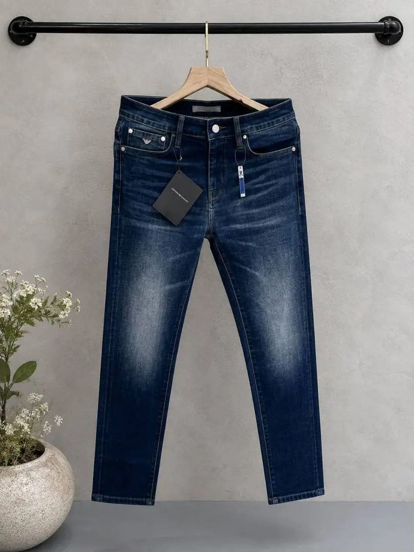 Prada Dark Blue Shade Imported Lycra Slim Fit Ankle Lenght Denim with Metal Logo Sale Offer 3066