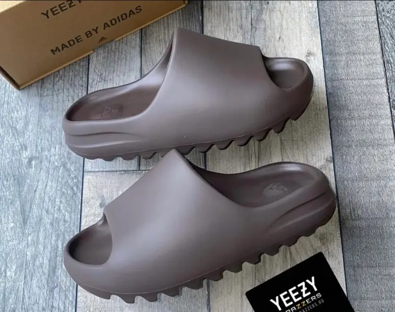 Adidas Yeezy Slide Soot - Image 3