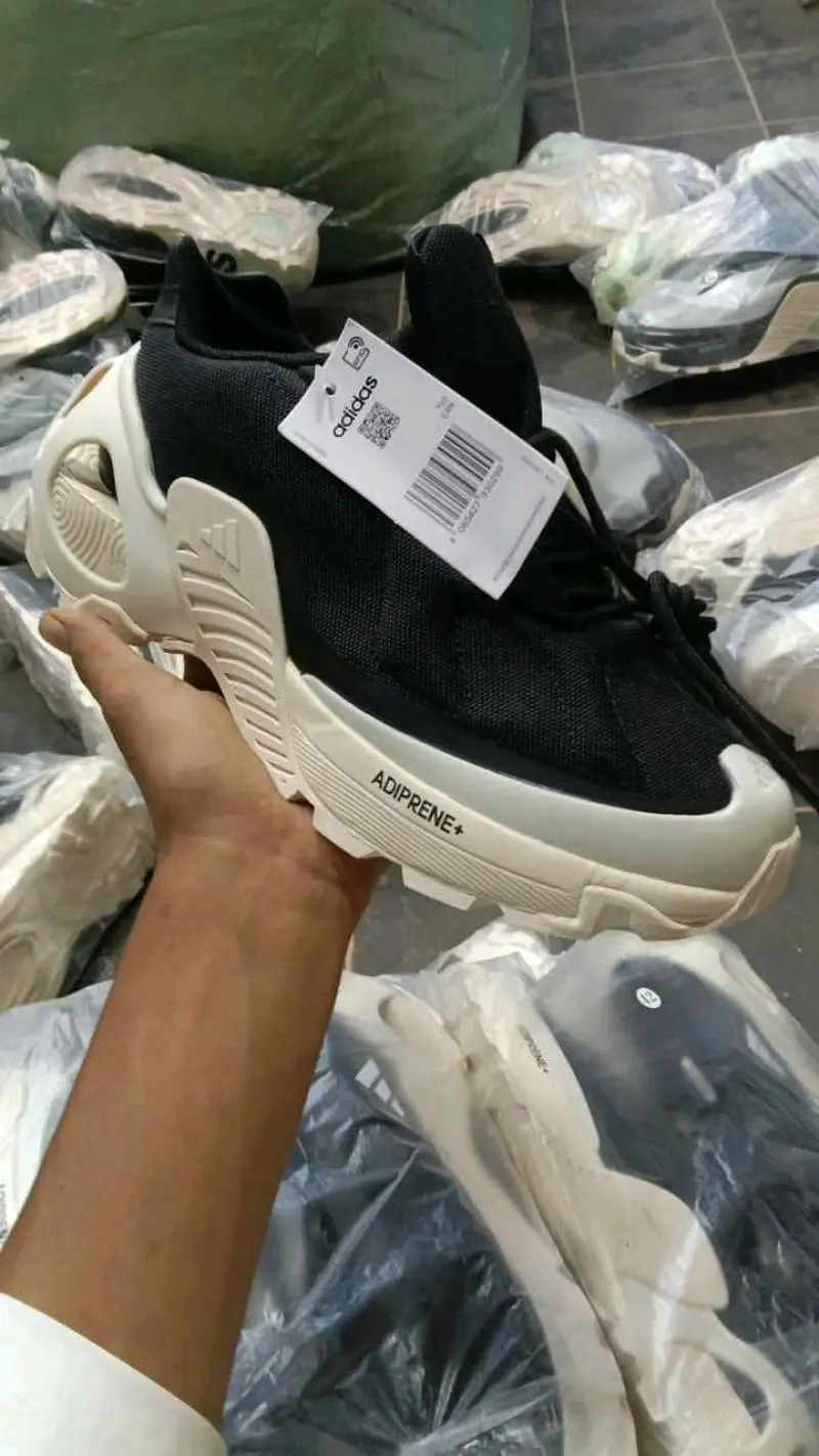 Adidas Wonder Runner cream Black - Image 2