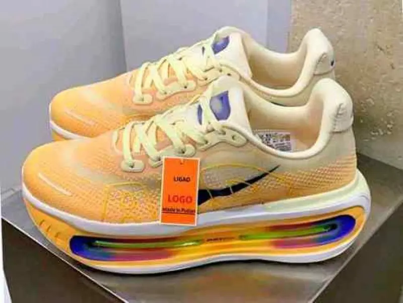 Nike Airmax Vomero Premium Athletic Multi Orange - Image 3