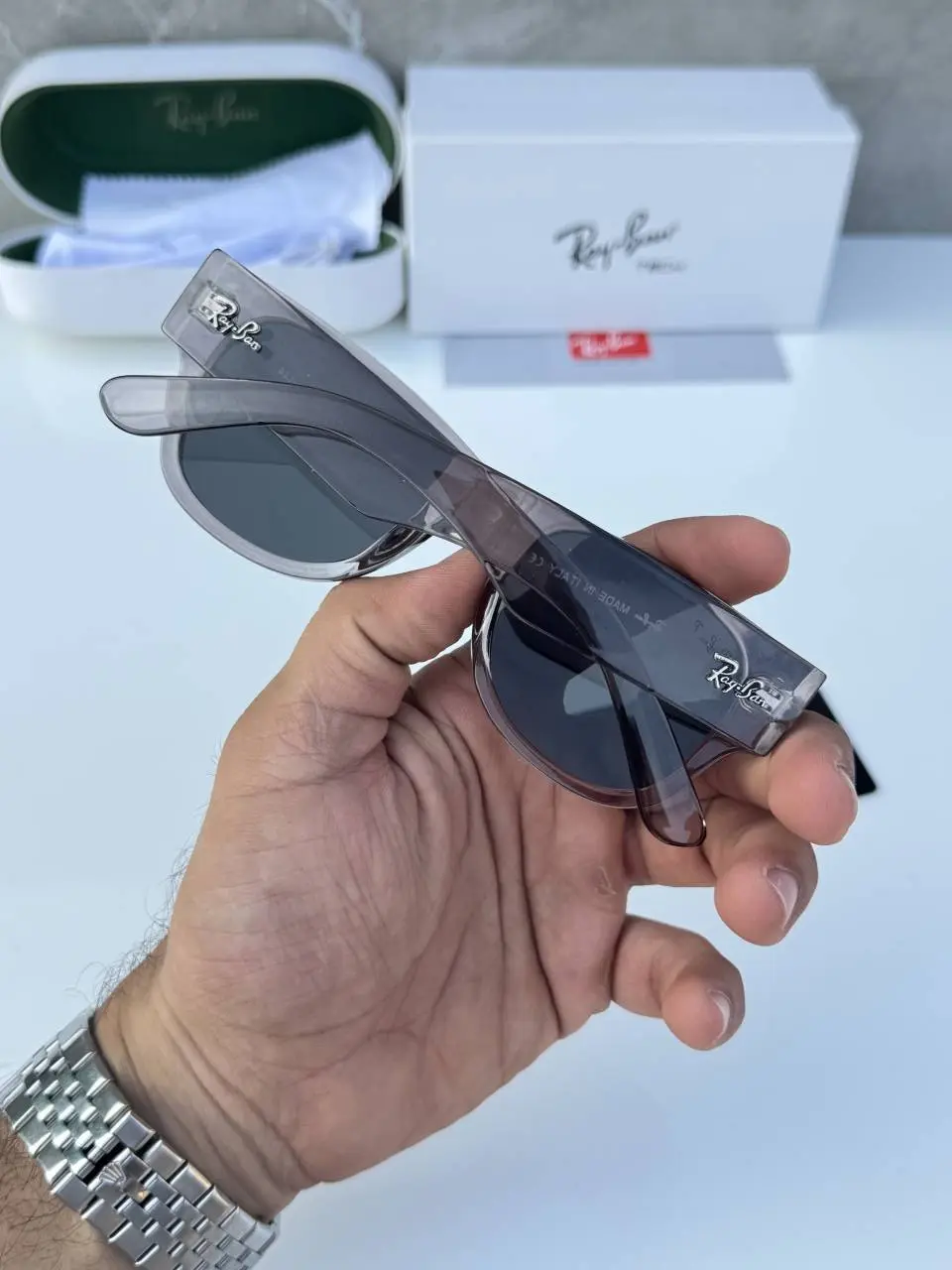 Ray-Ban 0840 grey black - Image 3